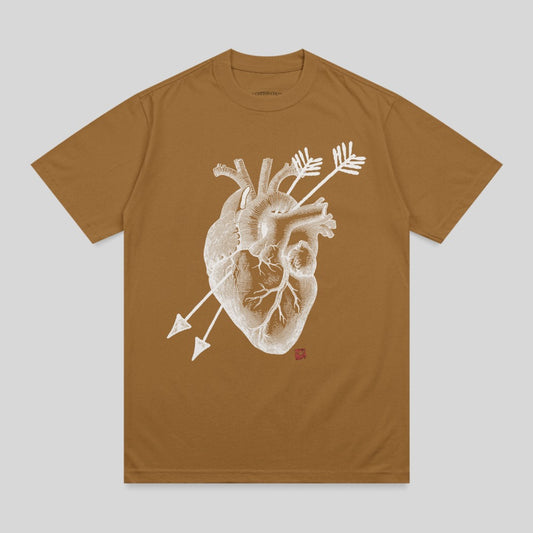 Brown t-shirt with a white anatomical heart design pierced by two arrows.