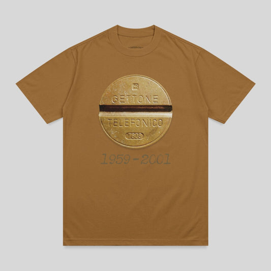 Brown t-shirt with "GETTONE TELEFONICO 1959-2001" printed on a round graphic.