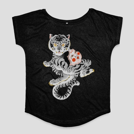 Playful Tiger Design on Black Graphic Shirt