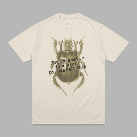 Cream t-shirt with illustration of a beetle and text: "Every beetle it's nice for Mamma Sua".