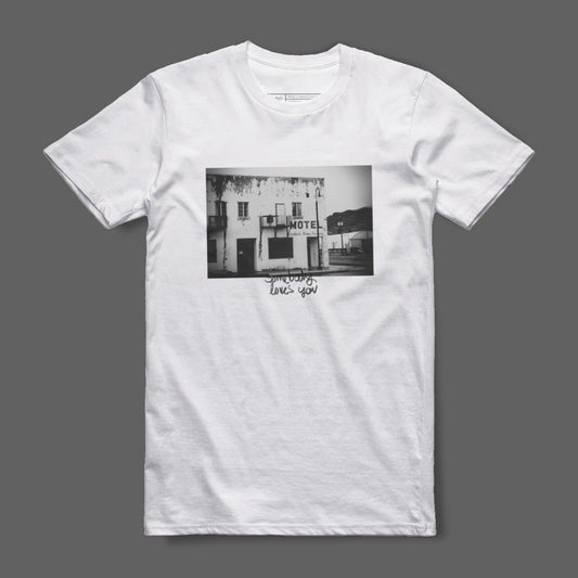 Vintage Motel Photo Art White T-Shirt Casual Product