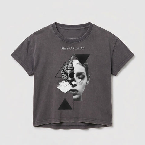 Dark grey t-shirt with graphic of a stylized human face and brain.