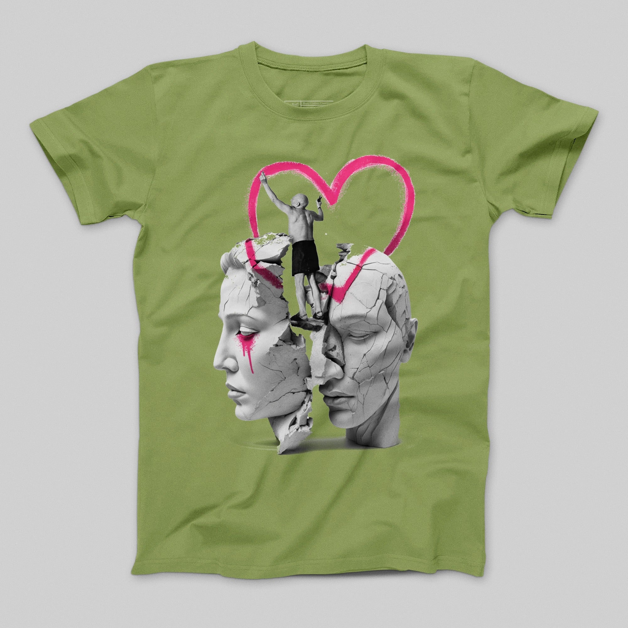 Artistic Heart and Cracked Faces Print T-shirt