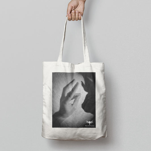 Artistic Hand Shadow Print Tote Bag Perfect for Daily Use
