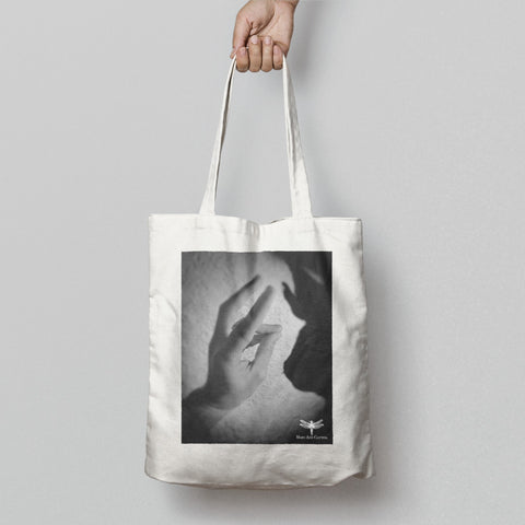 Artistic Hand Shadow Print Tote Bag Perfect for Daily Use
