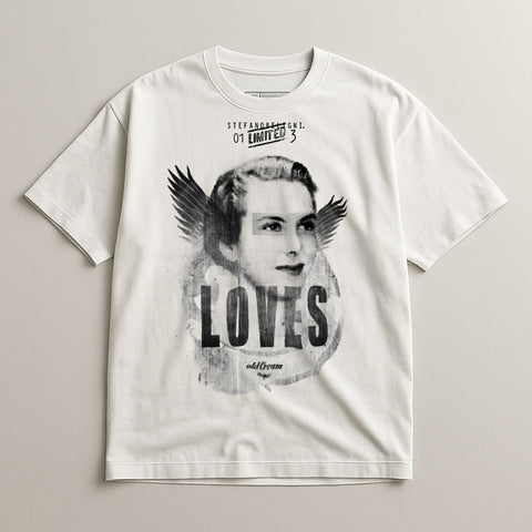 Graphic T-shirt with Artistic Loves Design