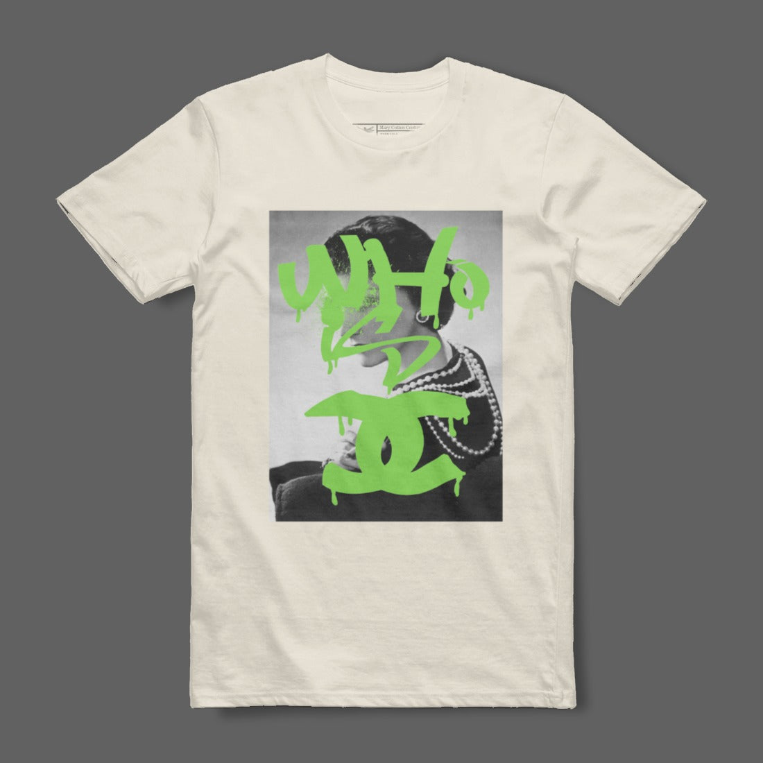Retro Graphic Print T-Shirt with Modern Art Design