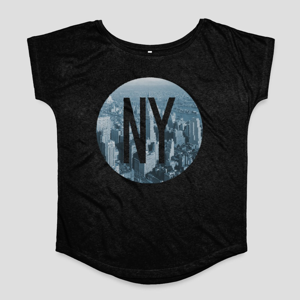 New York City Skyline Graphic Black T-Shirt