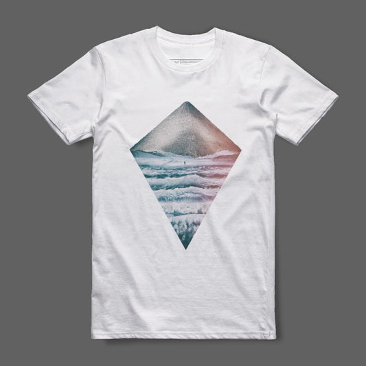 Unique Diamond Shape Graphic Tee with Ocean Waves