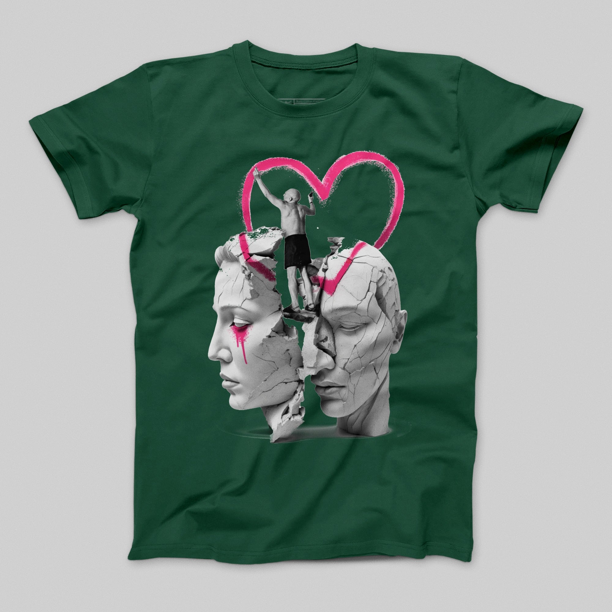 Graffiti Art Statue Heads with Heart T-Shirt