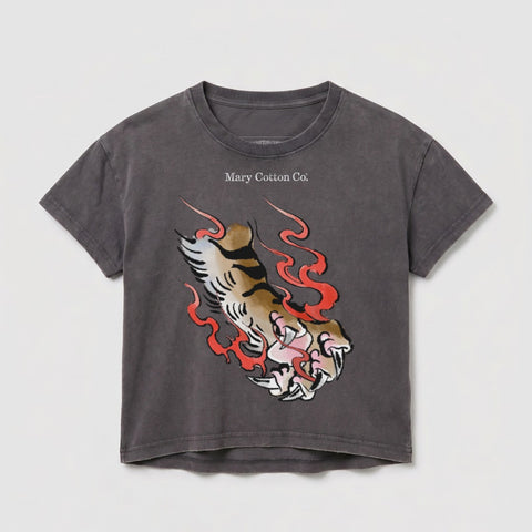 Dark grey t-shirt with a tiger claw design and red flames.