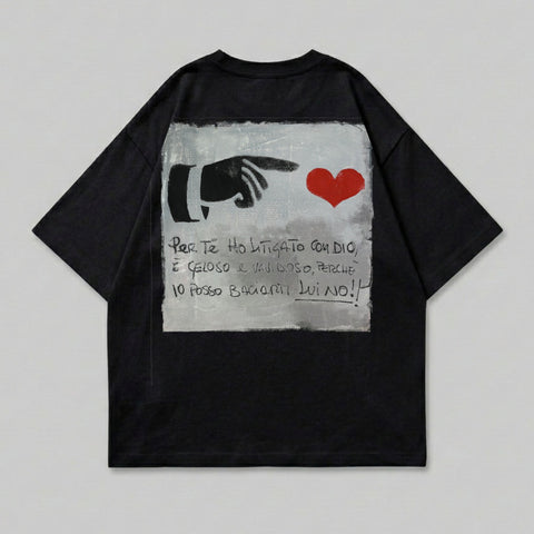 Black t-shirt with graphic of pointing hand and red heart, text reads "Per Te Ho LITIGATO COM DIO..."