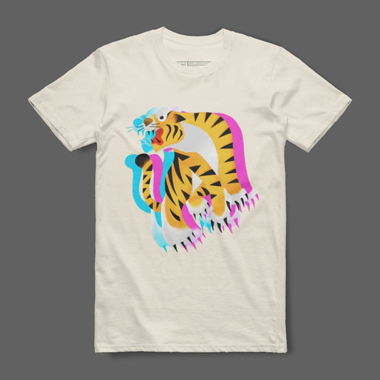 Vibrant Artistic Tiger Design on White T-shirt